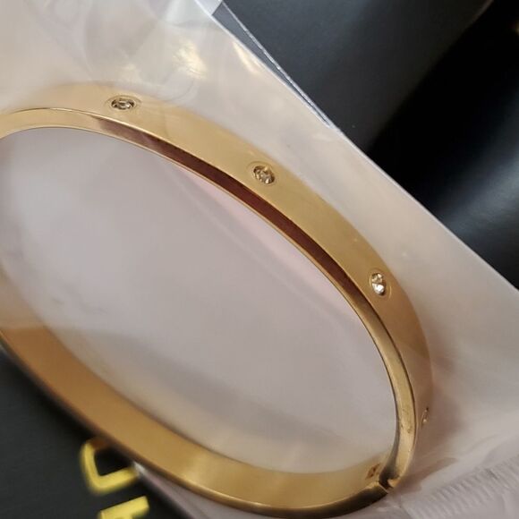 STŰHRLING ORIGINAL Women's Vogue Watch and Bracelet - Picture 4 of 4